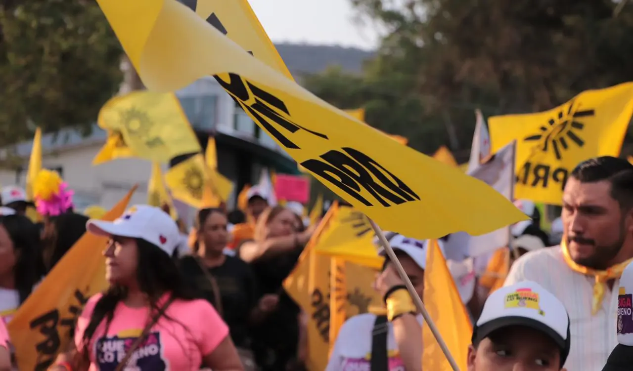 Integrantes de la Dirección Estatal Ejecutiva (DEE) del Partido de la Revolución Democrática (PRD) destacaron que es un precedente histórico la actuación del Tribunal Electoral del Estado de Michoacán (TEEM) respecto a la anulación de la elección del Municipio de Irimbo por violencia política con razón de género.